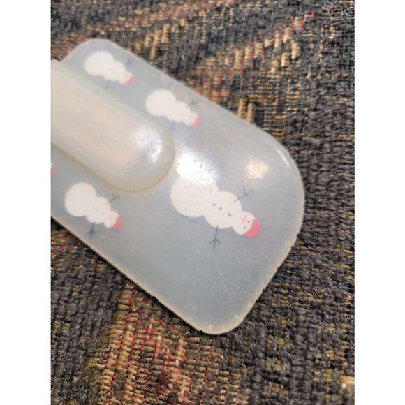 Set of 2 Farberware Scrapers- Snowman and Red - Picture 6 of 7